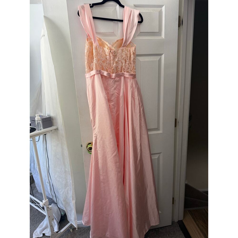 JJ's House Pink Corset Prom/Formal Dress Size 16 NWT - Picture 3 of 10